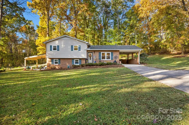$350,000 | 1711 McCombs Street, Newton, NC 28658