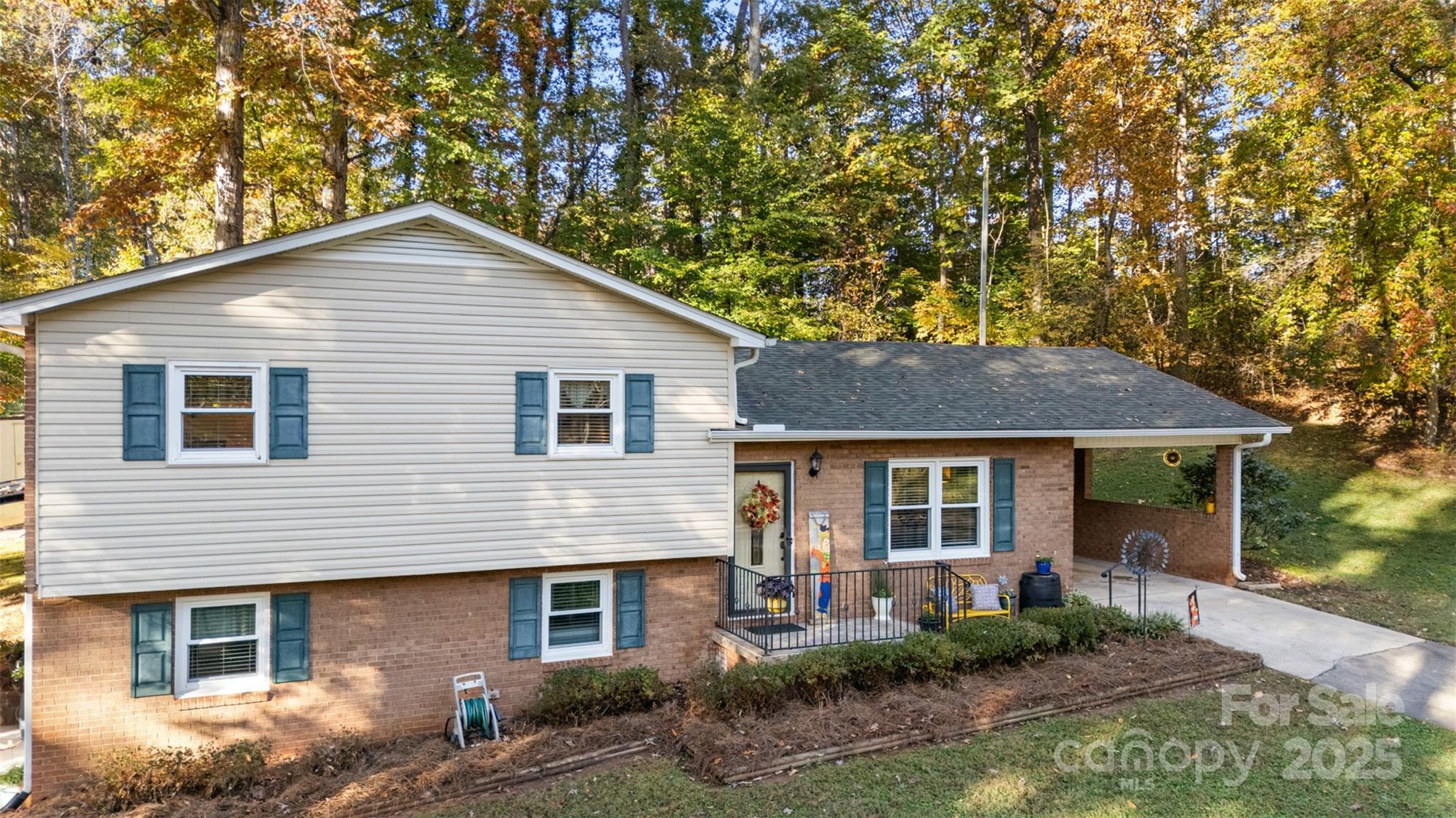 1711 McCombs Street Newton, NC 28658 - Photo 36 of 41