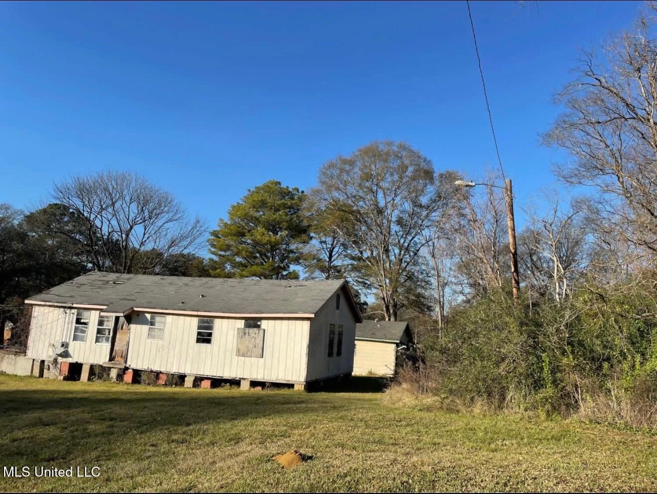 1016-18 Eminence Row Jackson, MS 39213 - Photo 5 of 11 IMG_4542