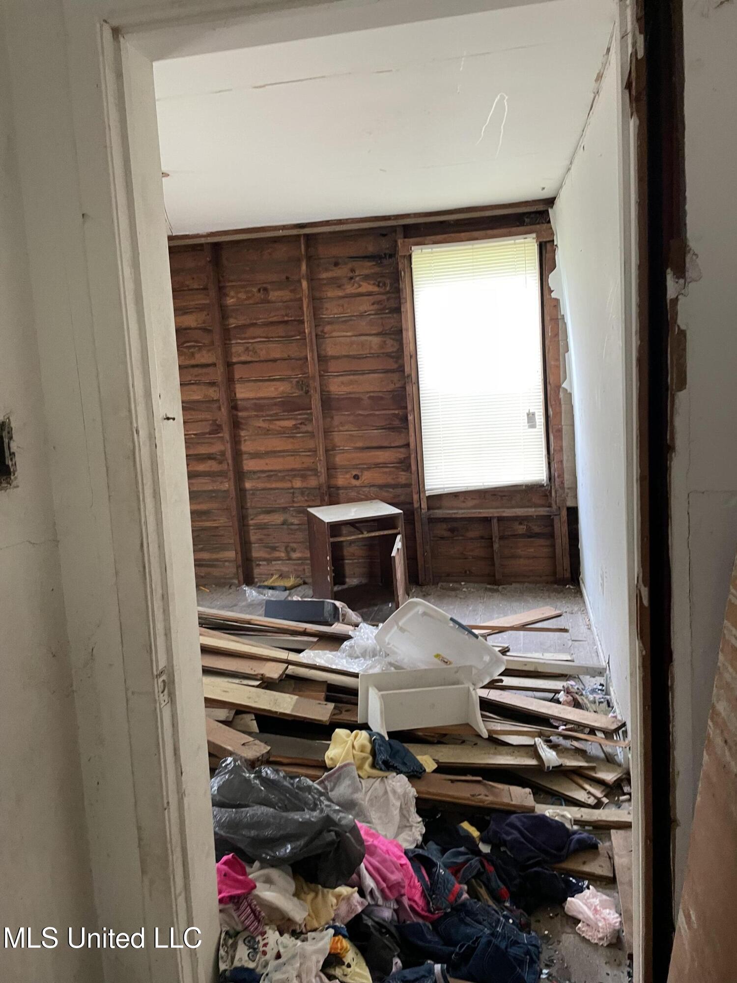 1016-18 Eminence Row Jackson, MS 39213 - Photo 10 of 11 IMG_1698