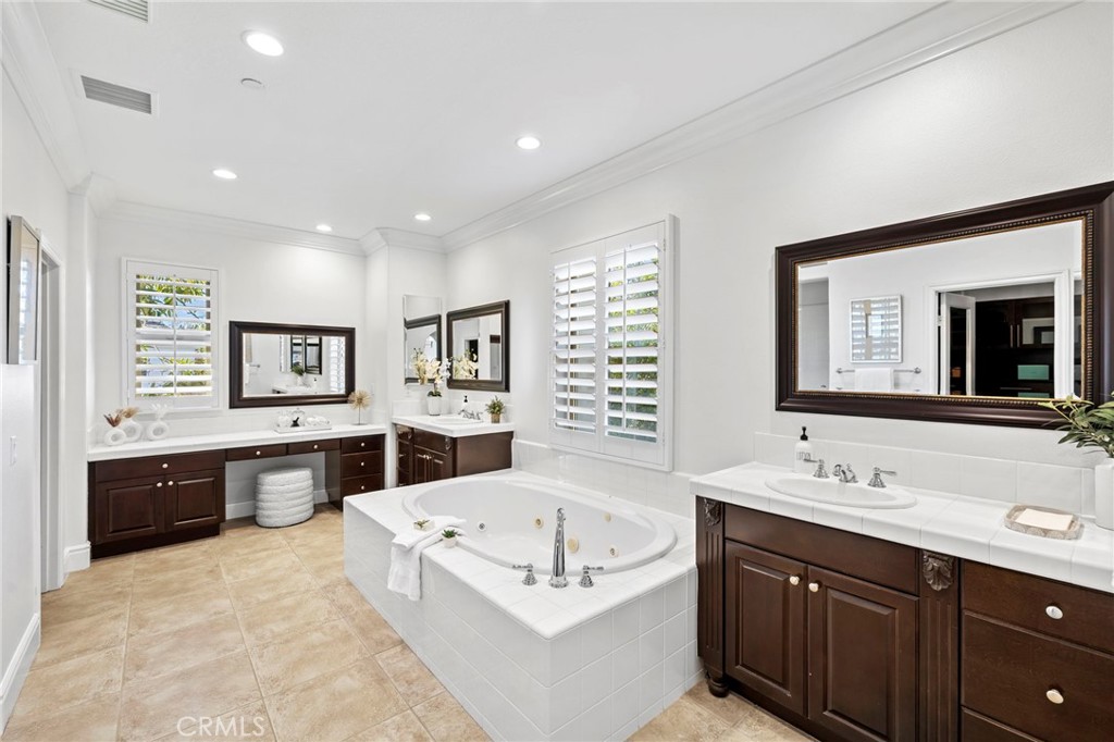 1 Cambridge Road Ladera Ranch, CA 92694 - Photo 23 of 54