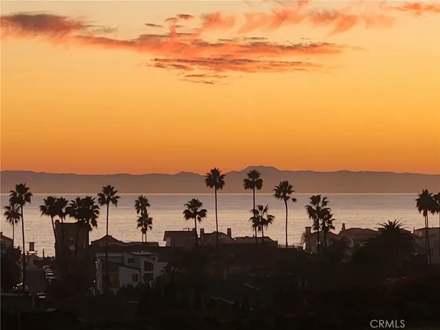 $2,499,000 | 230 Lille Lane, Unit 113, Newport Beach, CA 92663