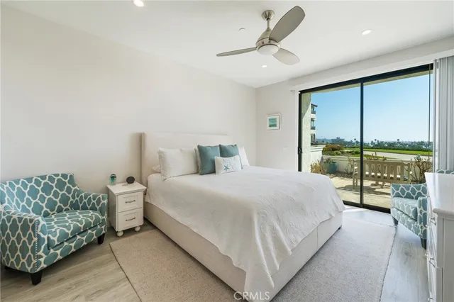 $2,499,000 | 230 Lille Lane, Unit 113, Newport Beach, CA 92663