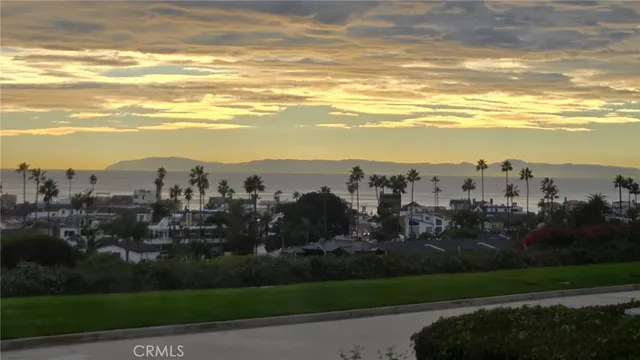 $2,499,000 | 230 Lille Lane, Unit 113, Newport Beach, CA 92663