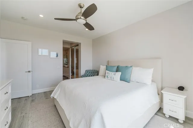 $2,499,000 | 230 Lille Lane, Unit 113, Newport Beach, CA 92663