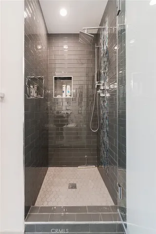 $2,499,000 | 230 Lille Lane, Unit 113, Newport Beach, CA 92663