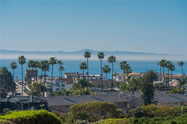 $2,499,000 | 230 Lille Lane, Unit 113, Newport Beach, CA 92663