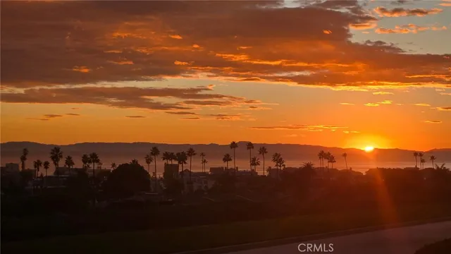 $2,499,000 | 230 Lille Lane, Unit 113, Newport Beach, CA 92663