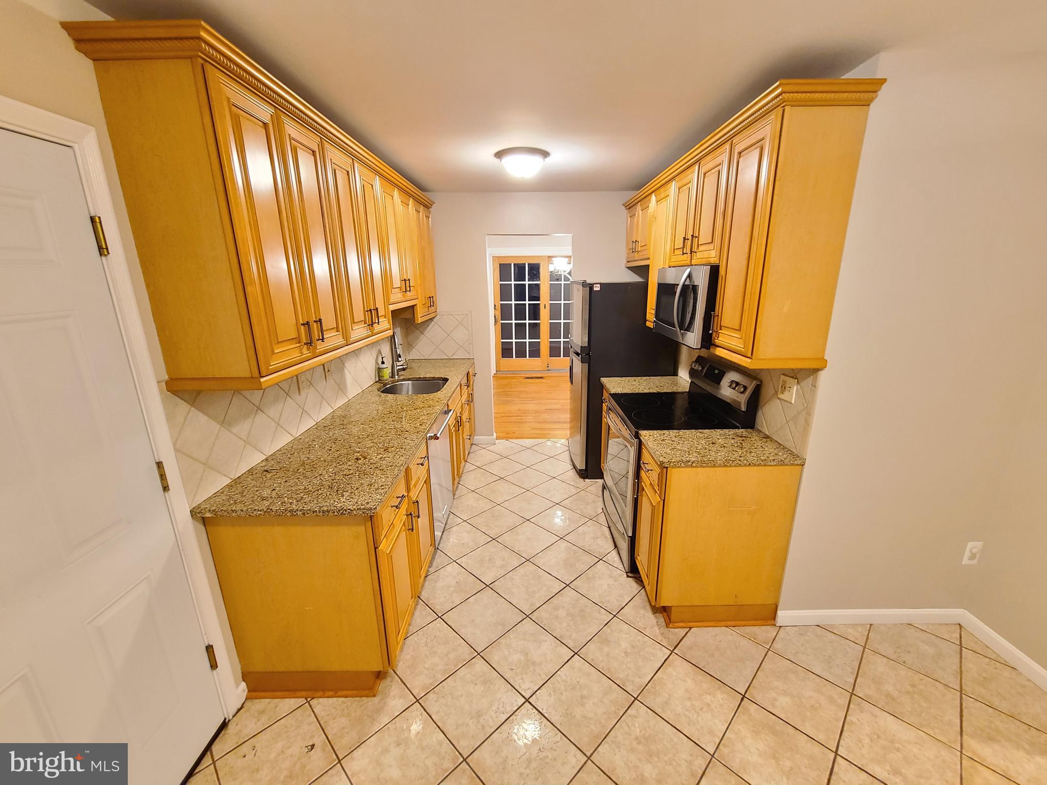 191 Hardy Place Rockville, MD 20852 - Photo 6 of 31 Kitchen