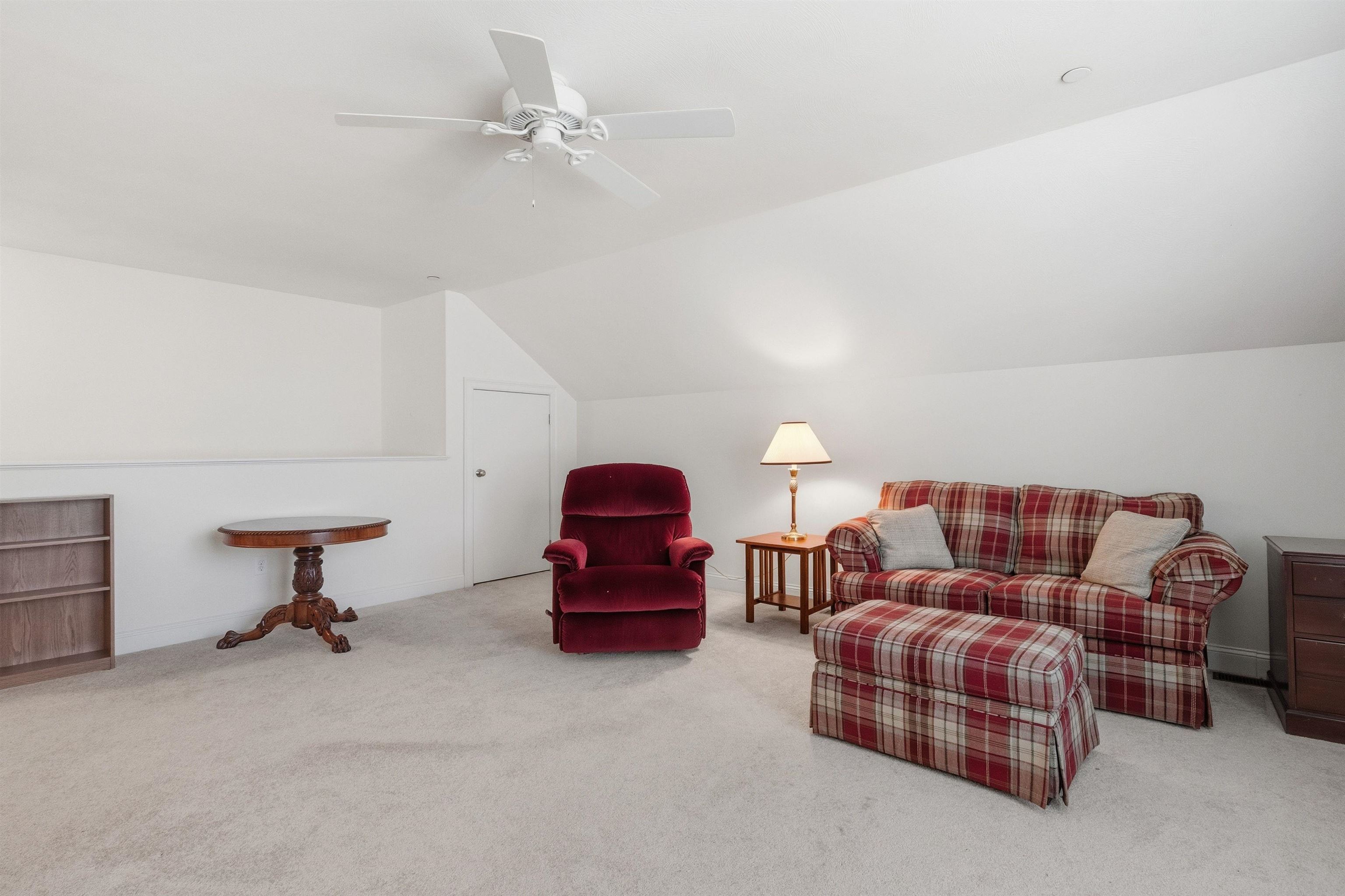 12 Thorn Hill Road, Unit 12 Hooksett, NH 03106 - Photo 37 of 44