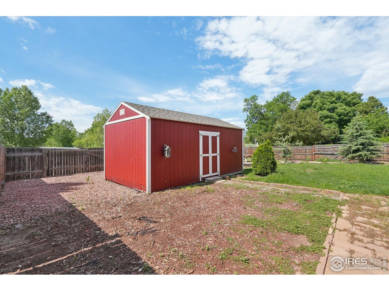 2001 Evergreen Drive Fort Collins, CO 80521 - Photo 36 of 39 a view of backyard with green space