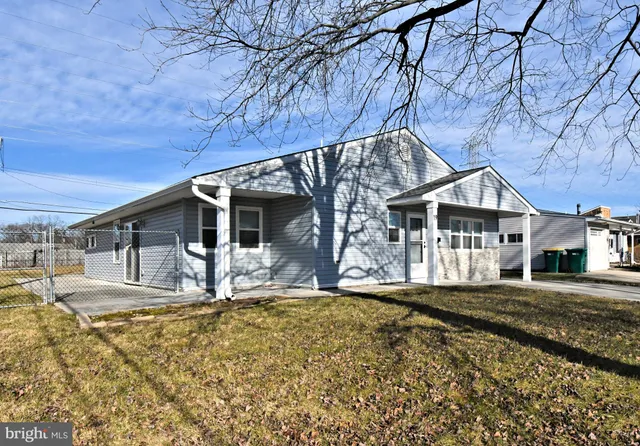 $499,900 | 19 Walnut Lane, Levittown, PA 19054