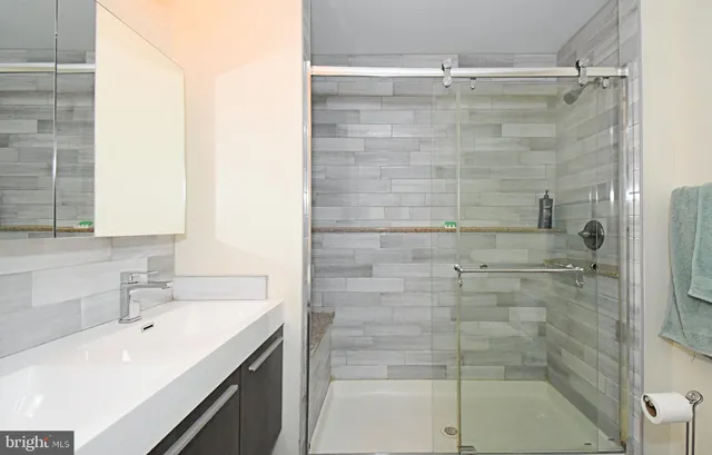 $499,900 | 19 Walnut Lane, Levittown, PA 19054