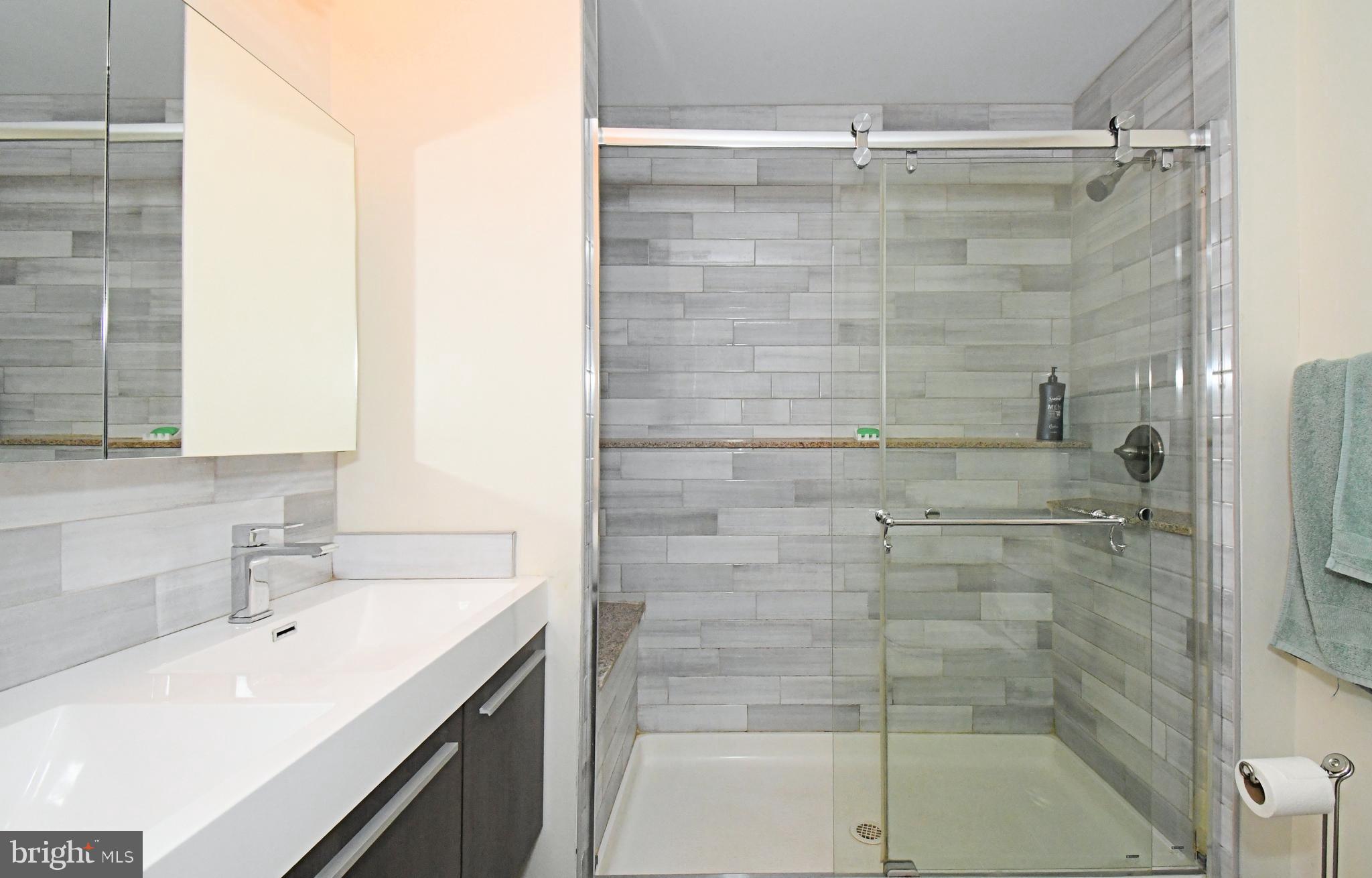 19 Walnut Lane Levittown, PA 19054 - Photo 25 of 44