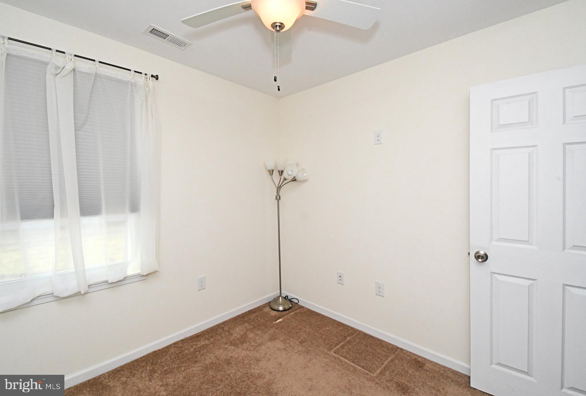 19 Walnut Lane Levittown, PA 19054 - Photo 34 of 44