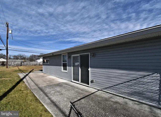 $499,900 | 19 Walnut Lane, Levittown, PA 19054