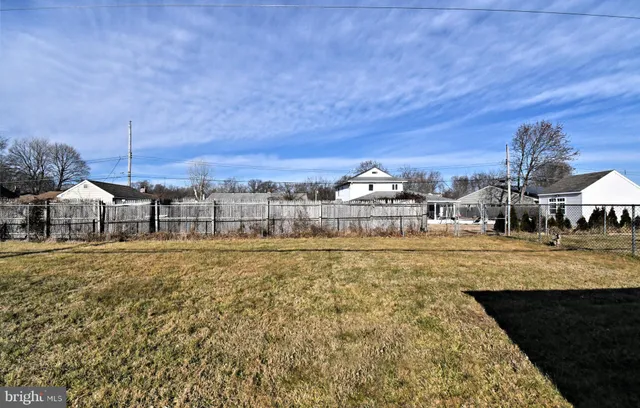 $499,900 | 19 Walnut Lane, Levittown, PA 19054