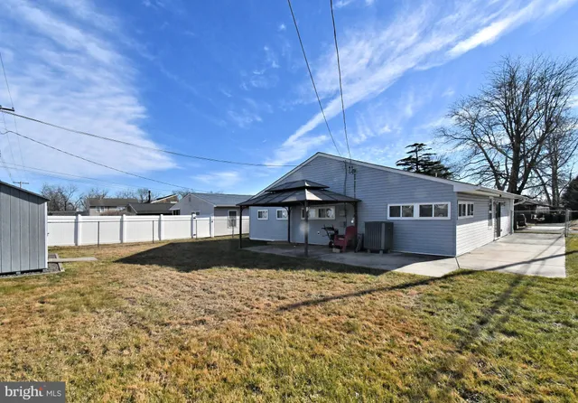 $499,900 | 19 Walnut Lane, Levittown, PA 19054