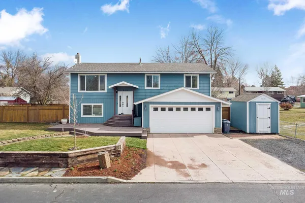 $515,000 | 814 Valley View Drive, Moscow, ID 83843