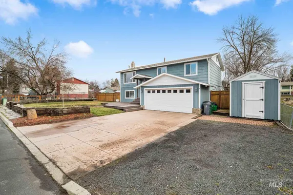 $515,000 | 814 Valley View Drive, Moscow, ID 83843