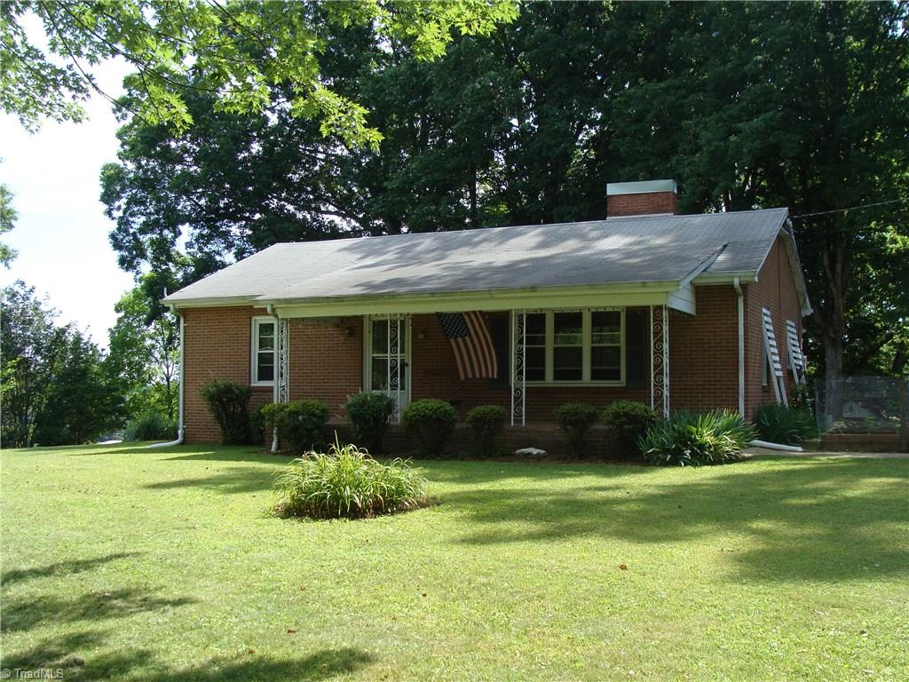 3528 Shaffner Road Jonesville, NC 28642 - Photo 4 of 30 Gallery Image 4