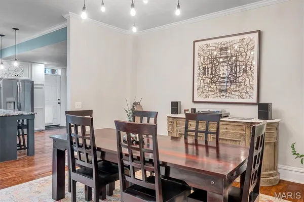 $624,900 | 3714 Wyoming Street, St. Louis, MO 63116