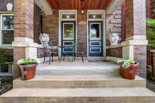 $624,900 | 3714 Wyoming Street, St. Louis, MO 63116