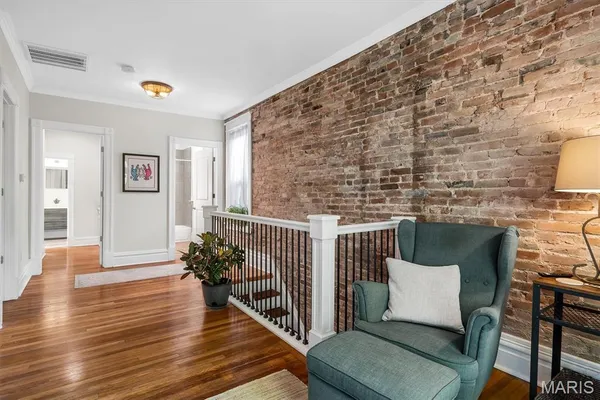 $624,900 | 3714 Wyoming Street, St. Louis, MO 63116