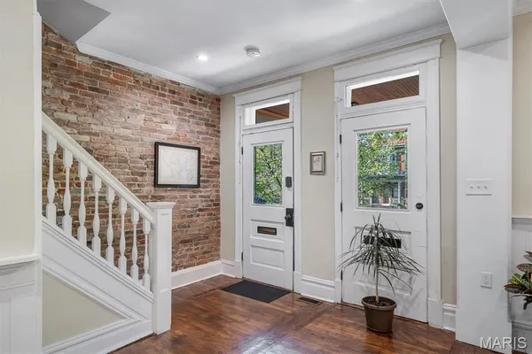 $624,900 | 3714 Wyoming Street, St. Louis, MO 63116