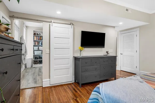 $624,900 | 3714 Wyoming Street, St. Louis, MO 63116