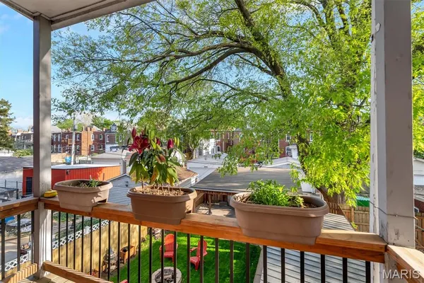 $624,900 | 3714 Wyoming Street, St. Louis, MO 63116