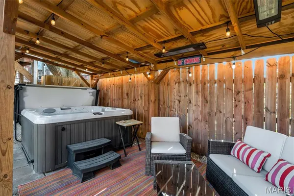$624,900 | 3714 Wyoming Street, St. Louis, MO 63116