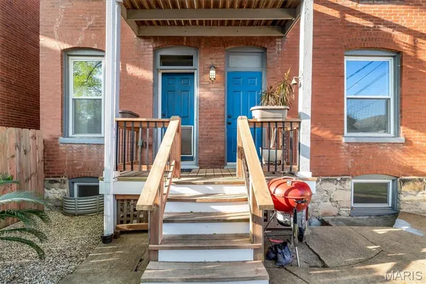 $624,900 | 3714 Wyoming Street, St. Louis, MO 63116