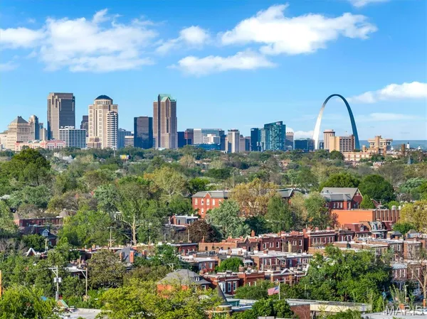 $624,900 | 3714 Wyoming Street, St. Louis, MO 63116