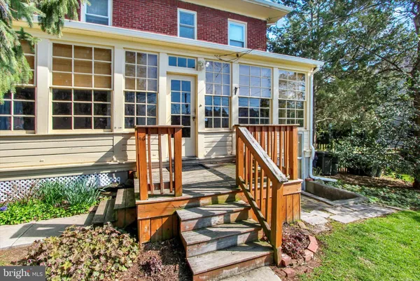 $299,900 | 106 South 4th Street, Mount Wolf, PA 17347