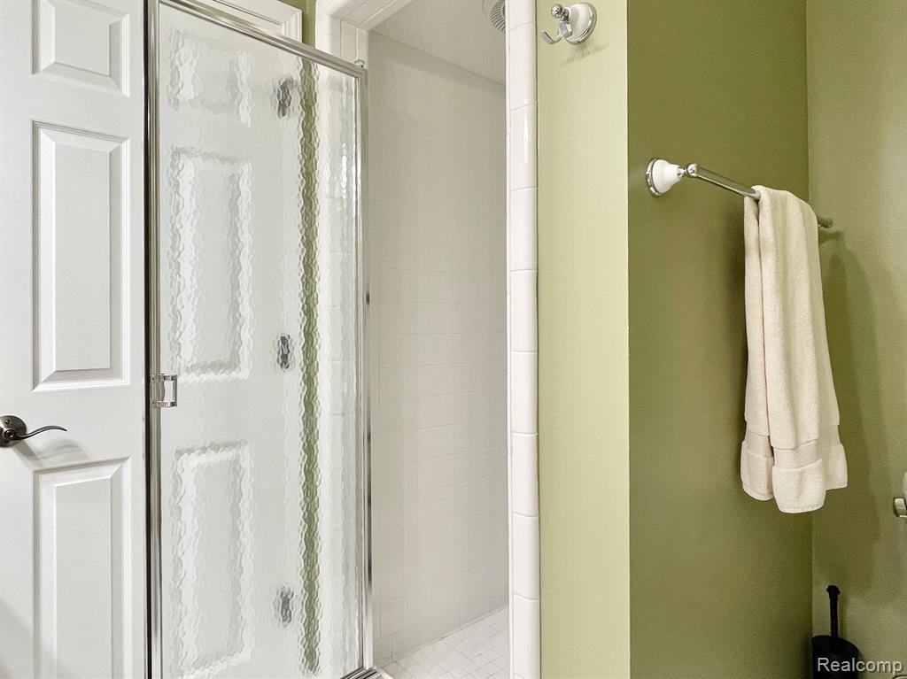 883 Snowmass Drive Rochester Hills, MI 48309 - Photo 31 of 44