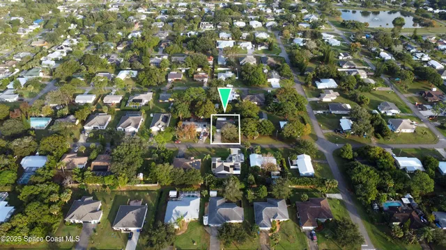 $325,000 | 425 Banyan Street, Sebastian, FL 32958