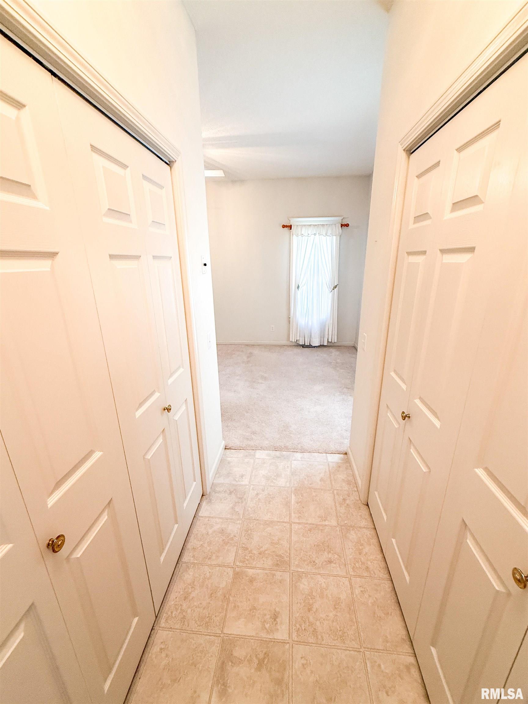 202 Flora Avenue Flora, IL 62839 - Photo 34 of 94