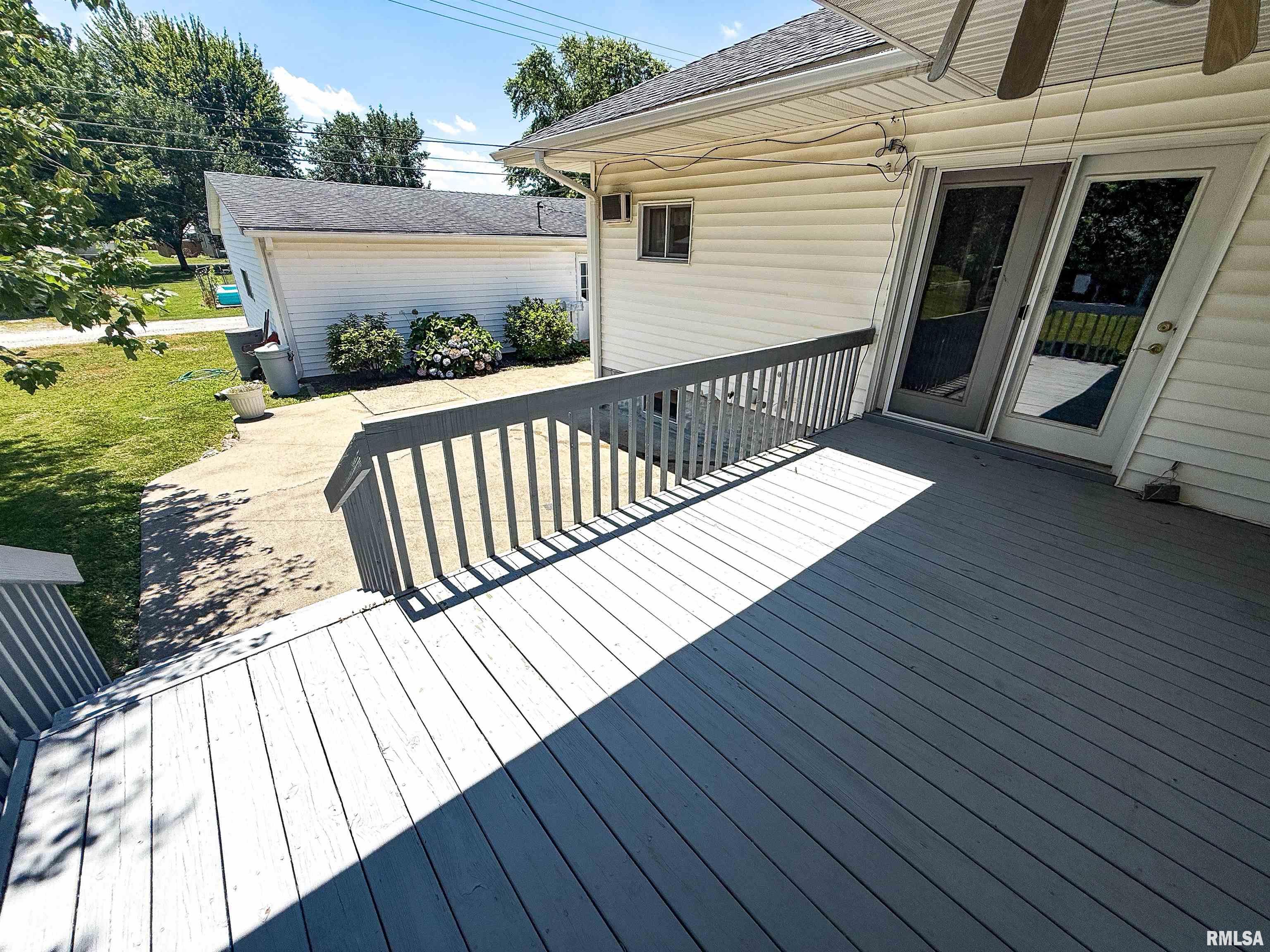 202 Flora Avenue Flora, IL 62839 - Photo 81 of 94