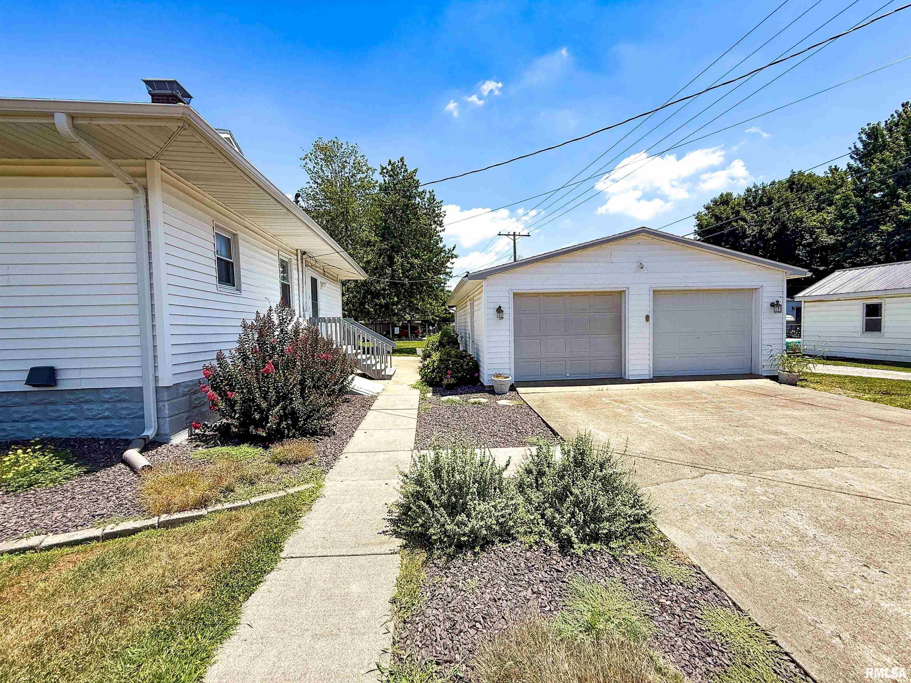 202 Flora Avenue Flora, IL 62839 - Photo 87 of 94