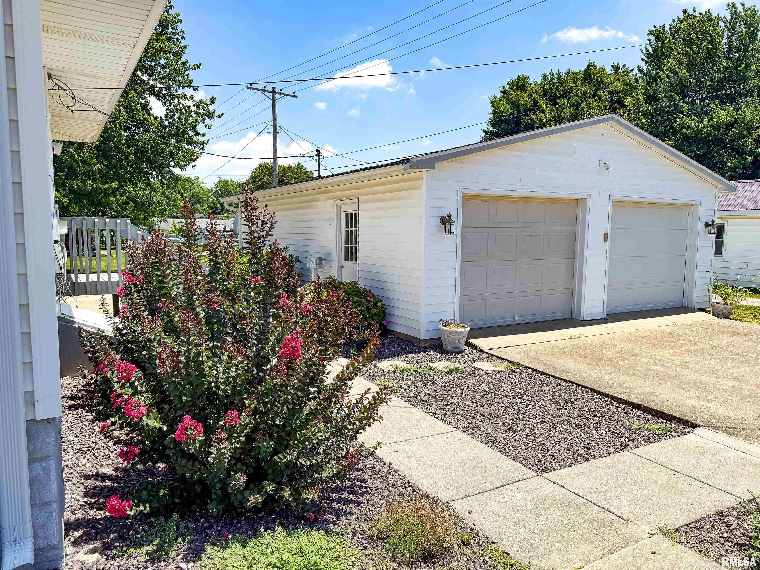 202 Flora Avenue Flora, IL 62839 - Photo 93 of 94