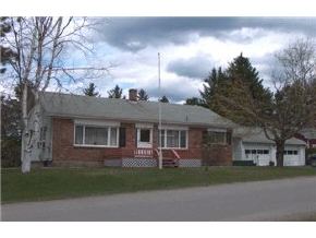 11 Edwards Street Colebrook, NH 03576 - Photo 1 of 3 Gallery Image 1