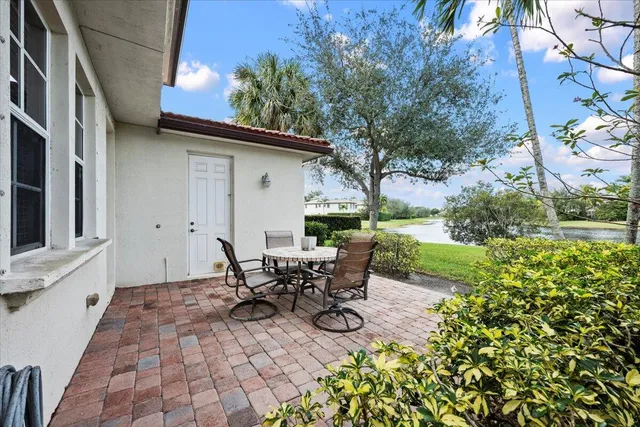 $4,250 | 647 Castle Drive, Palm Beach Gardens, FL 33410