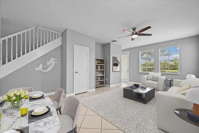 $4,250 | 647 Castle Drive, Palm Beach Gardens, FL 33410