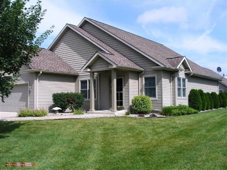 425 Bush Boulevard Three Rivers, MI 49093 - Photo 1 of 17 Primary Photo