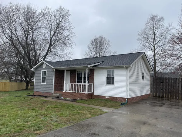 $1,350 | 3412 Oak Park Terrace, Clarksville, TN 37042