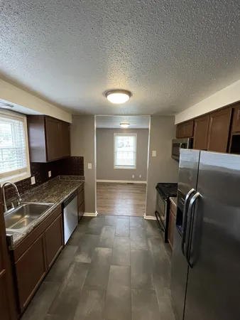 $1,350 | 3412 Oak Park Terrace, Clarksville, TN 37042