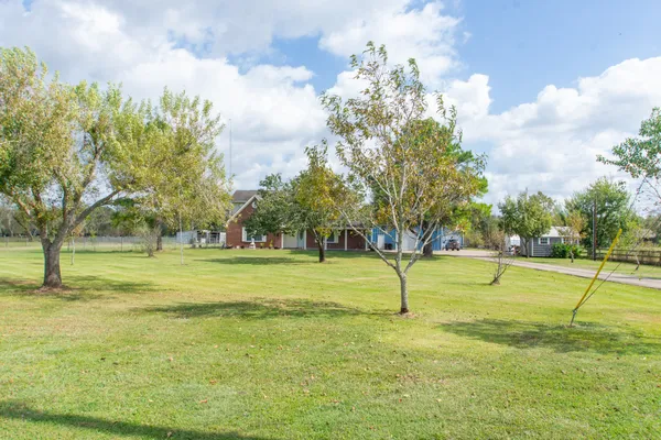 $575,000 | 3625 County Road 36, Angleton, TX 77515