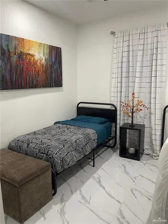 $1,400 | 605 Buccaneer Drive, Unit 3, Hidalgo, TX 78557