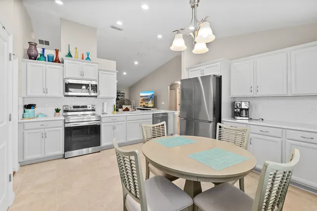 $2,500 | 43 Utica Path, Palm Coast, FL 32164